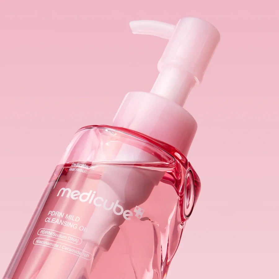 MEDICUBE PDRN Mild Cleansing Oil 195ml